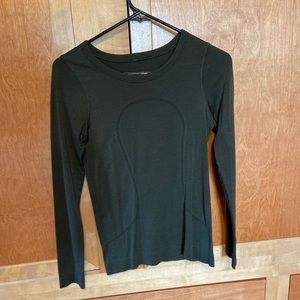 Lululemon Swiftly Tech Long Sleeve Crew